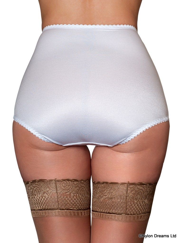 Picture of Nylon Dreams Panty Girdle