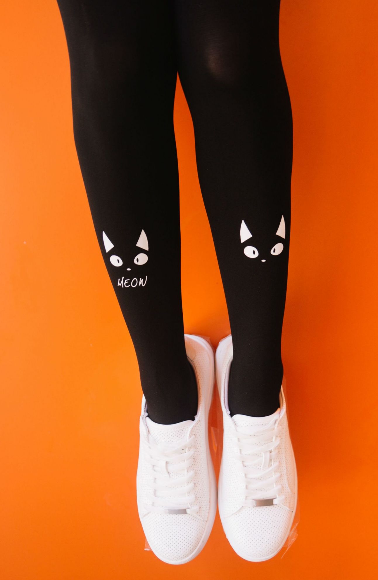 Picture of Zohara "Nice Kitty" White Print Tights