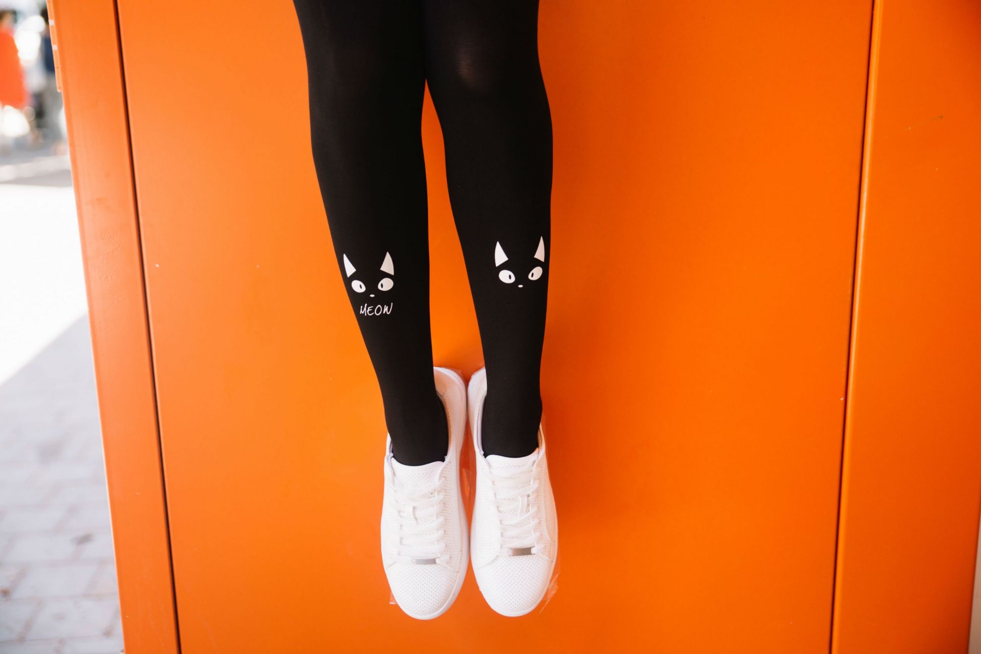 Picture of Zohara "Nice Kitty" White Print Tights